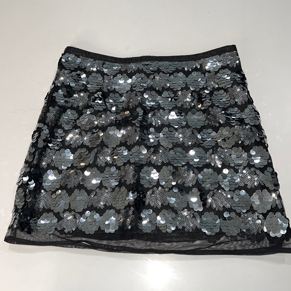 Forever 21 Girls black sparkle mini skirt